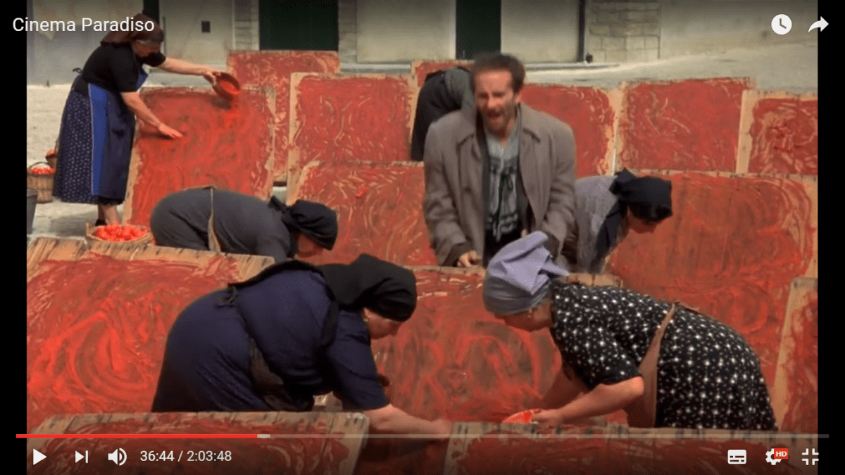 La piazza é mia. Cinema Paradiso